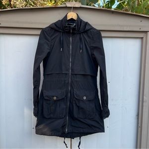 MOUNTAIN HARDWARE Women's Zenell Trench coat/jacket/windbreaker